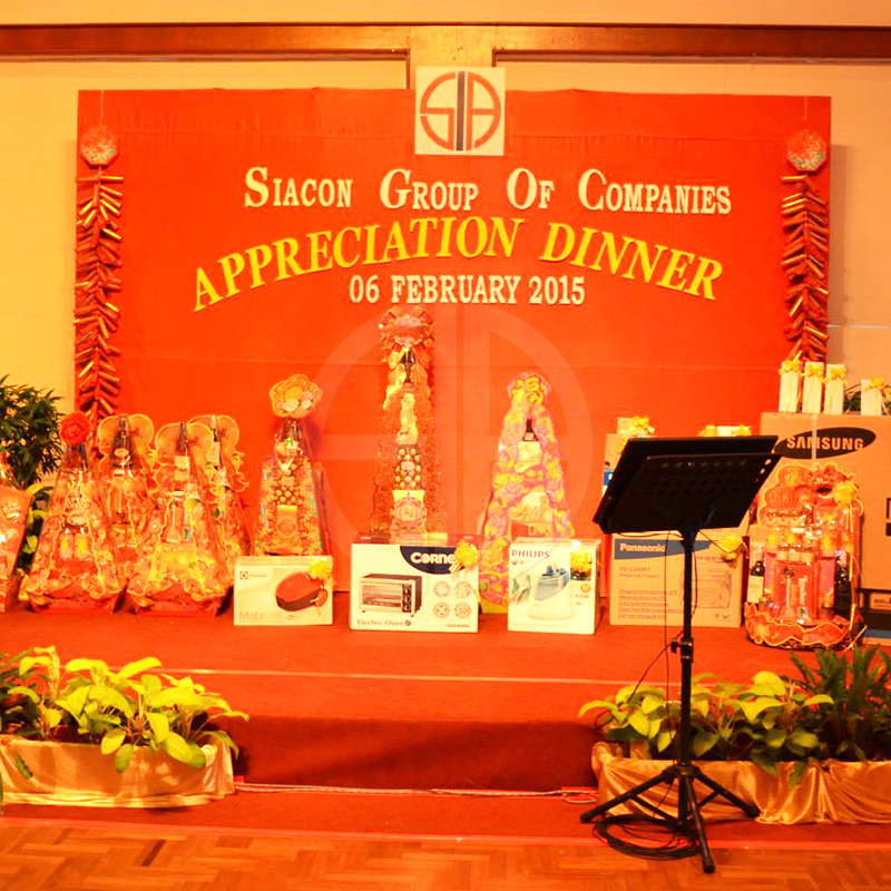 Appreciation Dinner Year 2015<br /><span class='spanGallDate'>06 Feb 2015</span><br /><span class='spanGallSnapshot'>@ Ponderosa Golf & Country Resources, Red Vs. Yellow Theme. <br/>
This year is another achieve for Siacon. After 20 year fighting we finally have our own crane. That is a very excited news for all Siacon staff. Team Siacon we can make it another highlight for this year. TEAM SIACON BOLEH.</span>